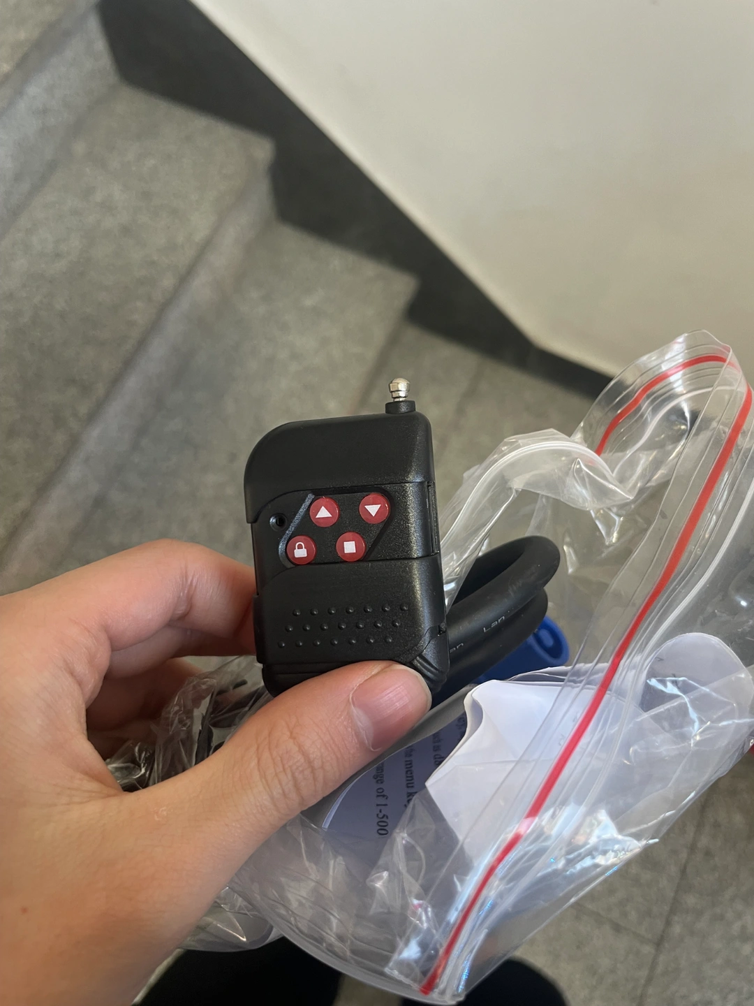 3D프린팅or아크릴로 리모컨 버튼 만들어주실분