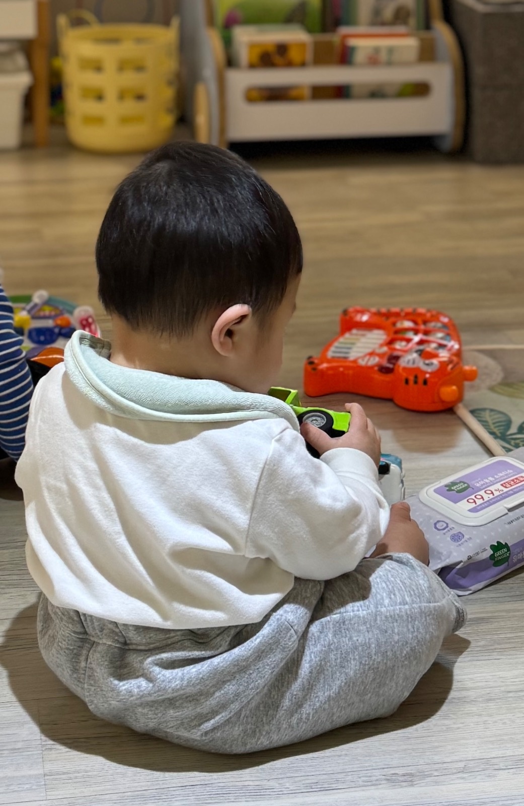 돌 아기 등하원 돌봄 선생님 (5월 중순 부터) 공고 썸네일