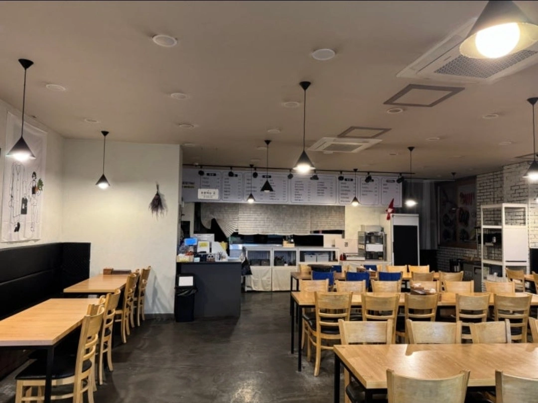 마감조 홀 서빙 파트타임 모십니다 :)