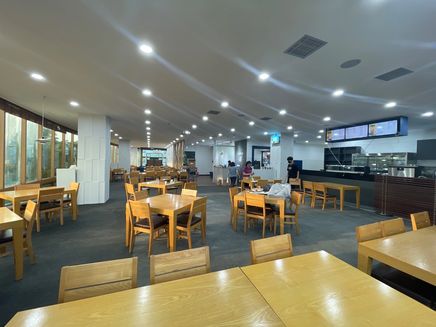 서울대학교 사르샤 홀서빙 아르바이트 구인