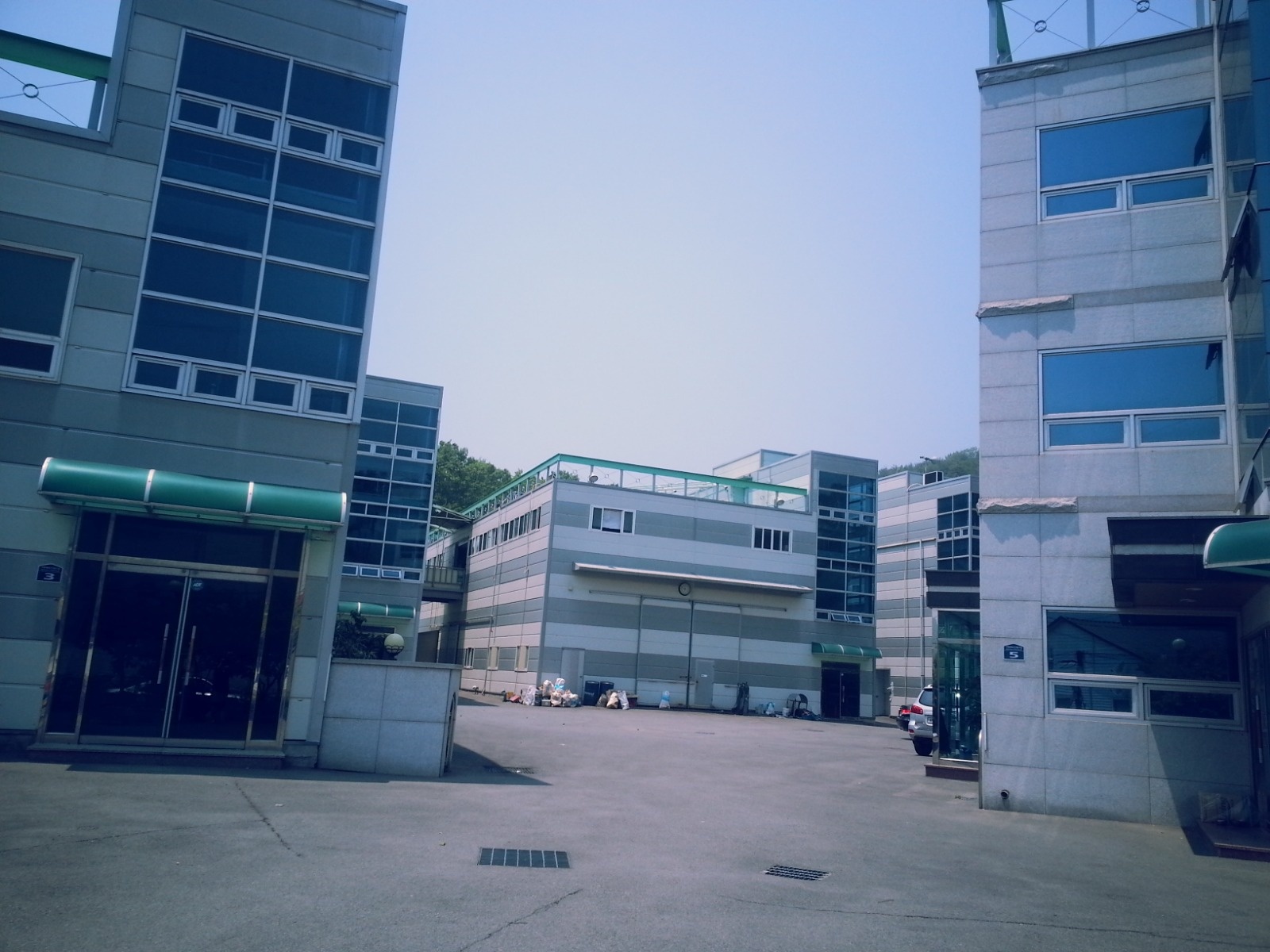 부로아 몰딩 사출품 등 취출후포장 작업 손 빠르신분 공고 썸네일