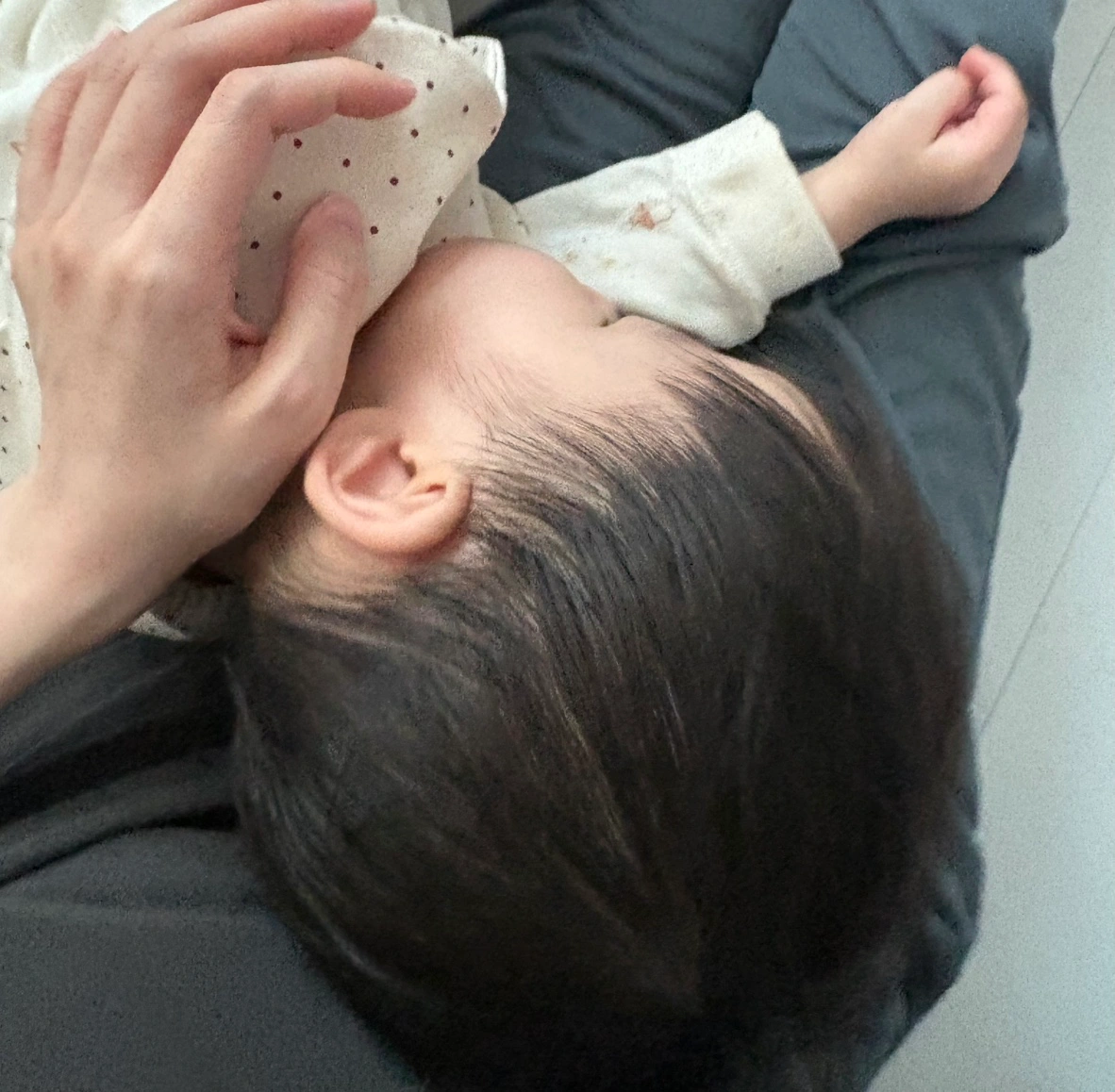 14개월 아기 봐주실 시터님 구해요(평일,월수금)
