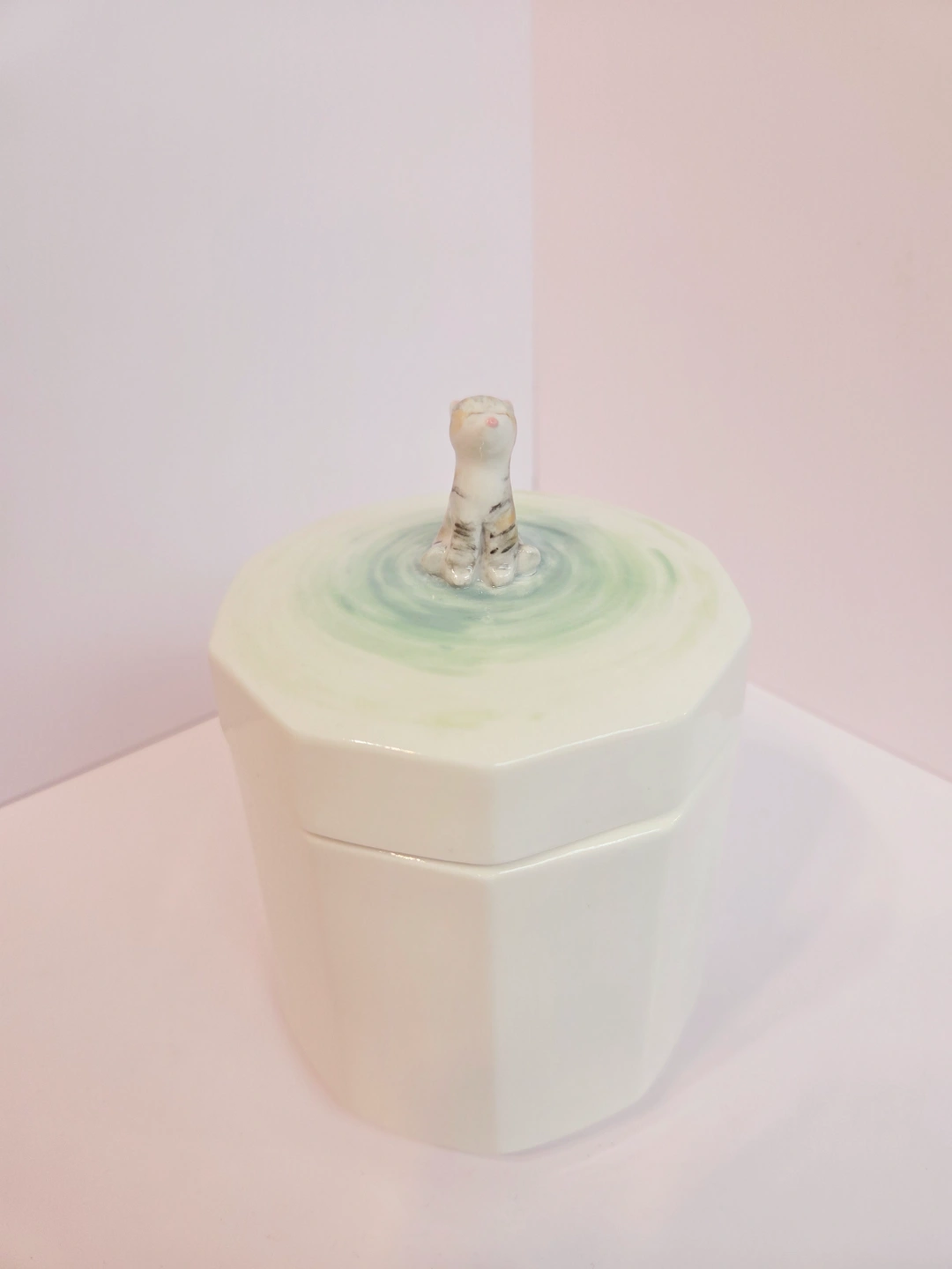 도자기공방 수업 도와주실분 구해요.(물레가능자 우대)