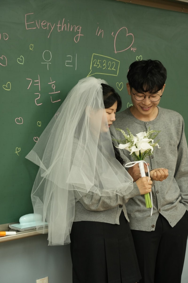 금요일(8/15) 학교에서 커플사진 찍어주실분 공고 썸네일
