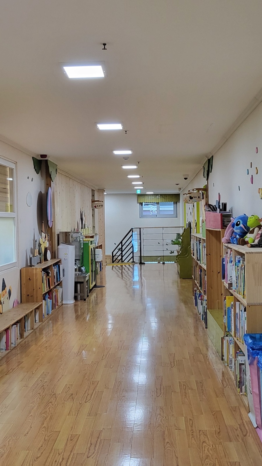자원봉사자 구함 공고 썸네일