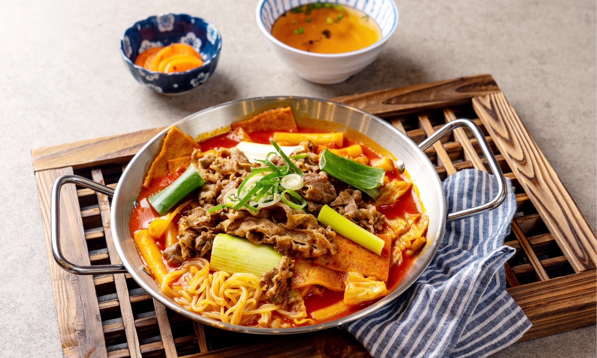 주5일 (월300만) (월차) 조리 직원 구인 공고 썸네일
