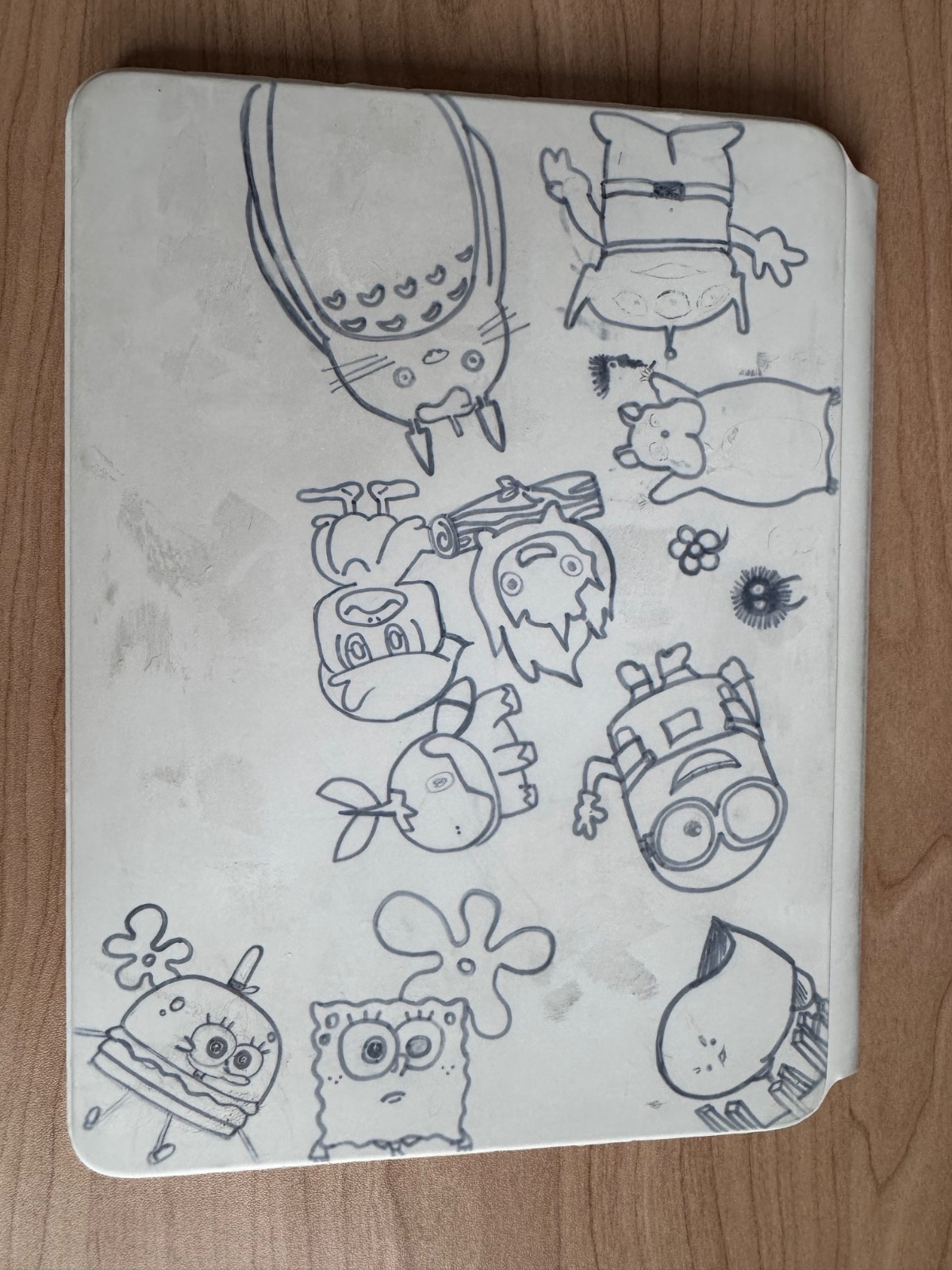 아이패드 매직키보드 그림 그려주세요 공고 썸네일