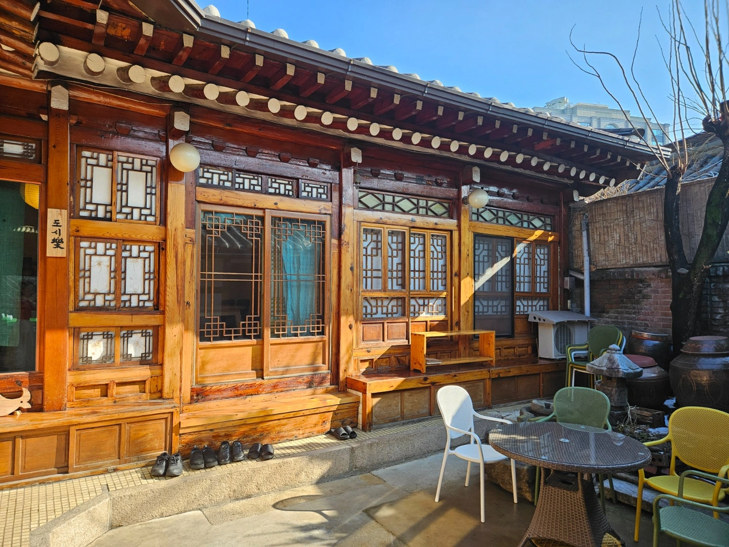 한식 홀 써빙 구합니다