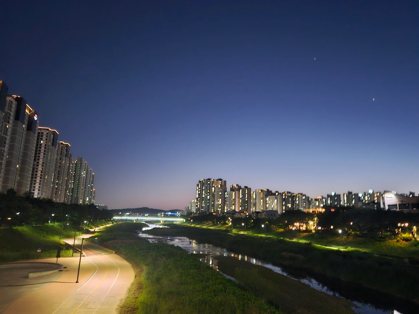 삼송 19개월 남아 등원 도우미 구함