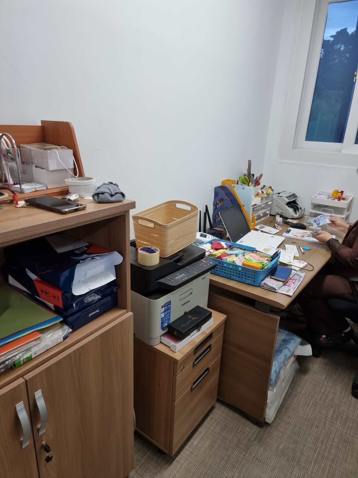 총무직 (간단업무) 공고 썸네일