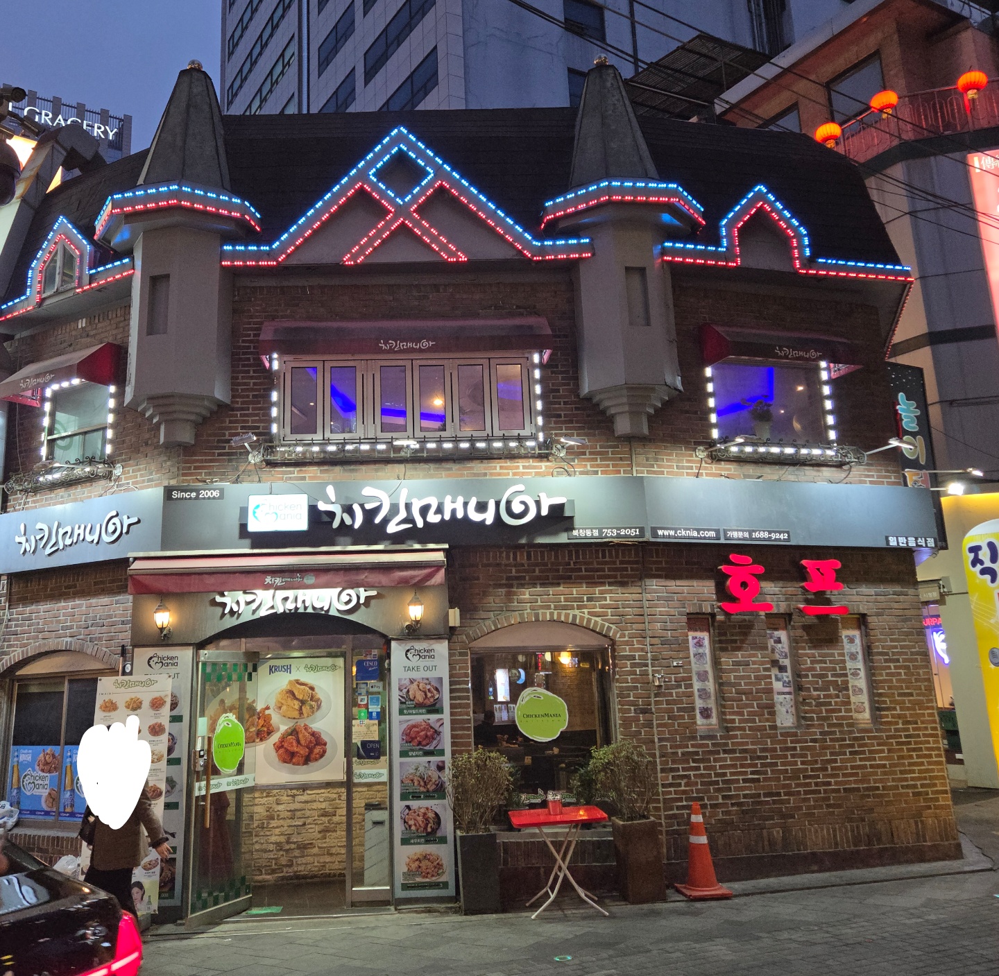 시청역 홀서빙 직원 구해요(중국,일본유학생) 공고 썸네일
