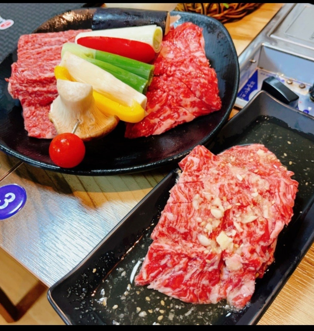 홀서빙, 주방보조 직원구합니다. 공고 썸네일