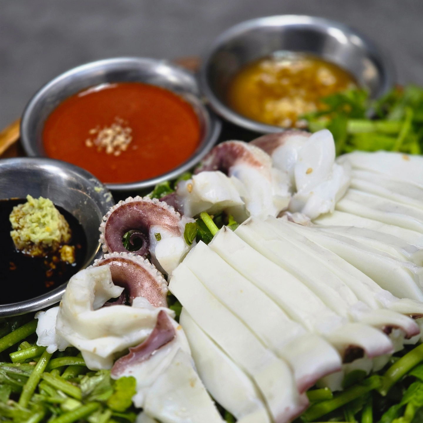 아주동 삼척집 홀직원 구해요