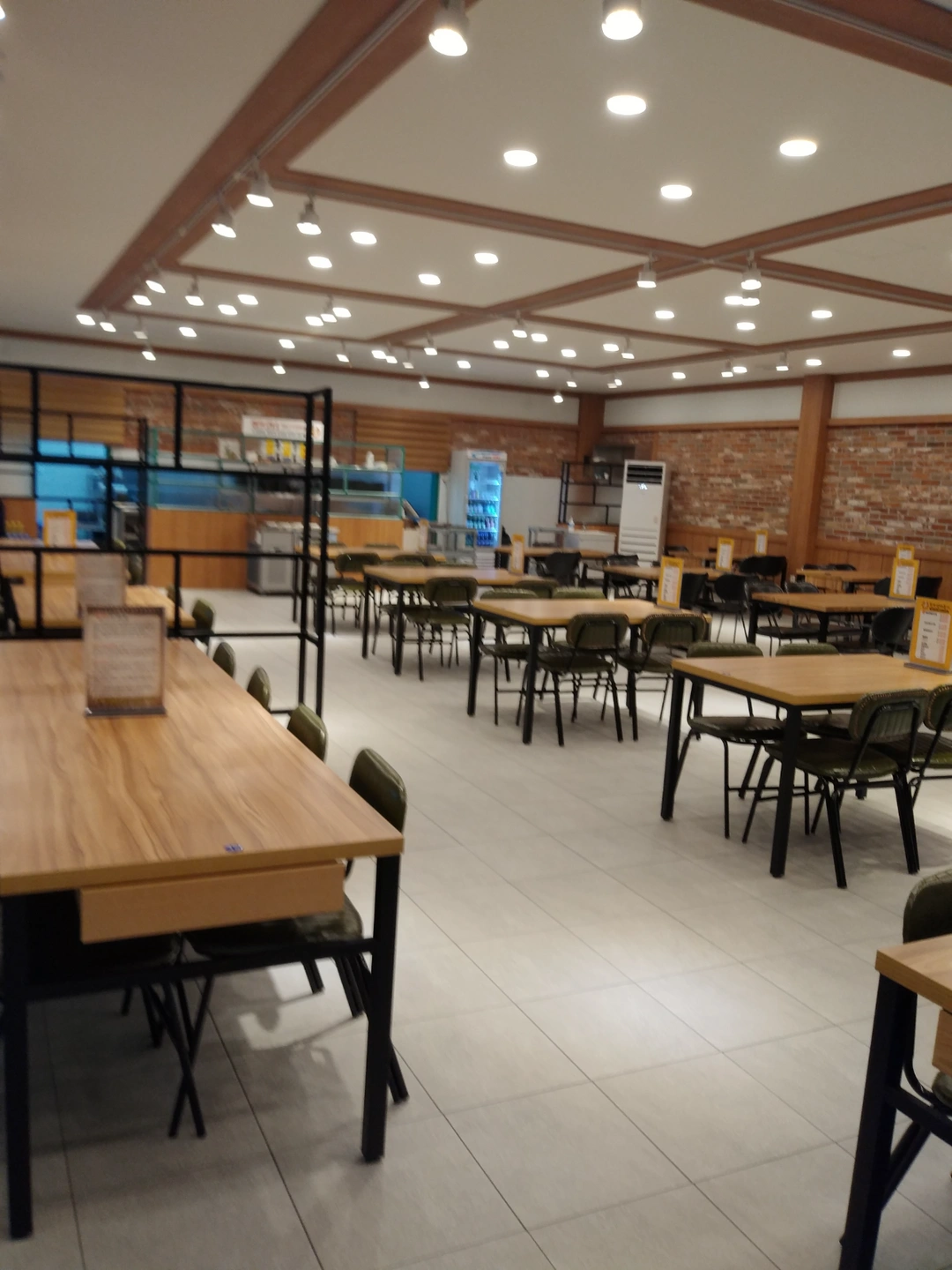 평일 홀서빙구합니다
