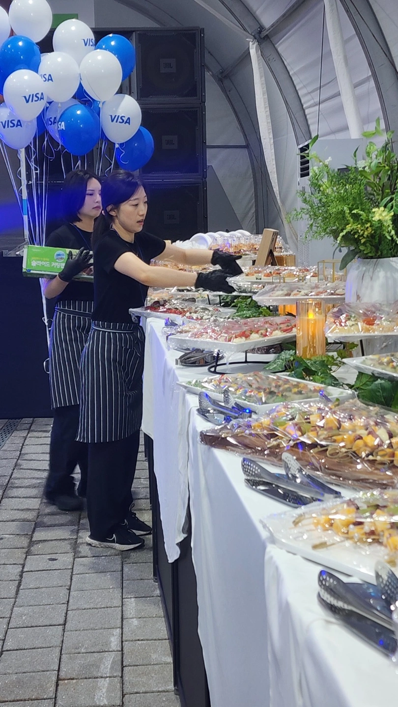 워커힐 야외행사 케이터링 STAFF모집
