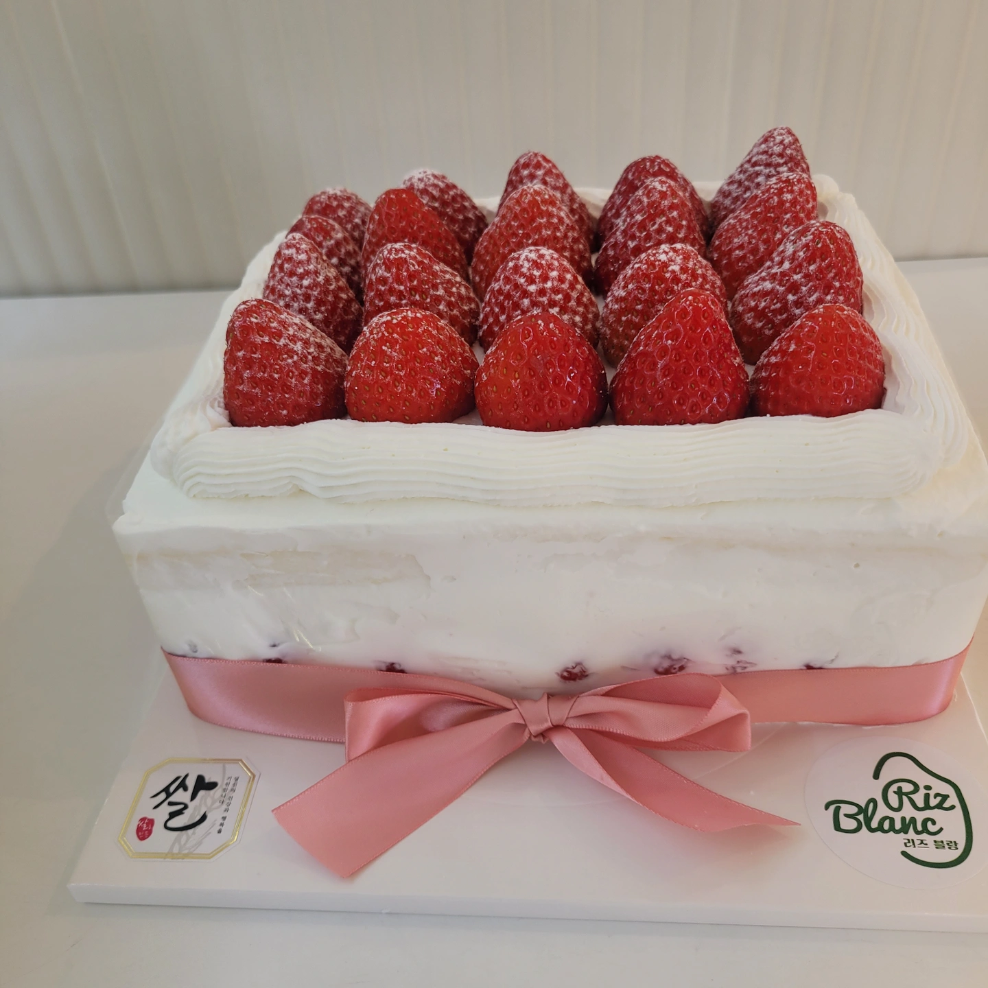 리즈블랑 평일 점심직원구해요~~