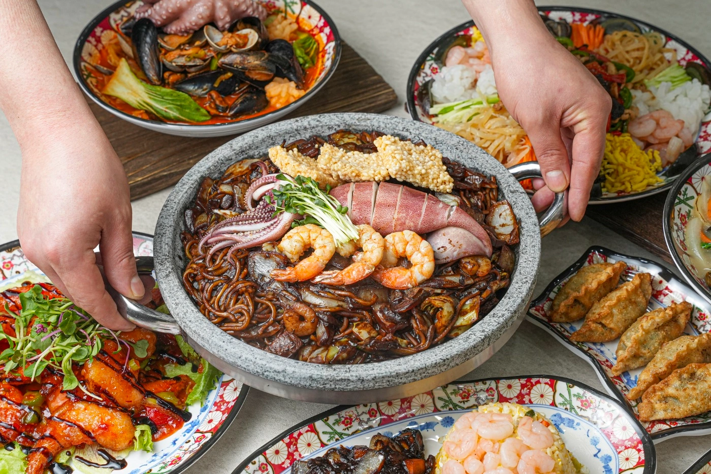 진심반점 주방직원 구합니다.