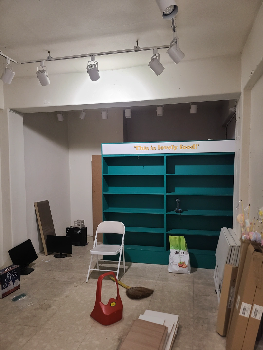 내일(일요일) 당일 알바(짐 옮기기, 간단철거)