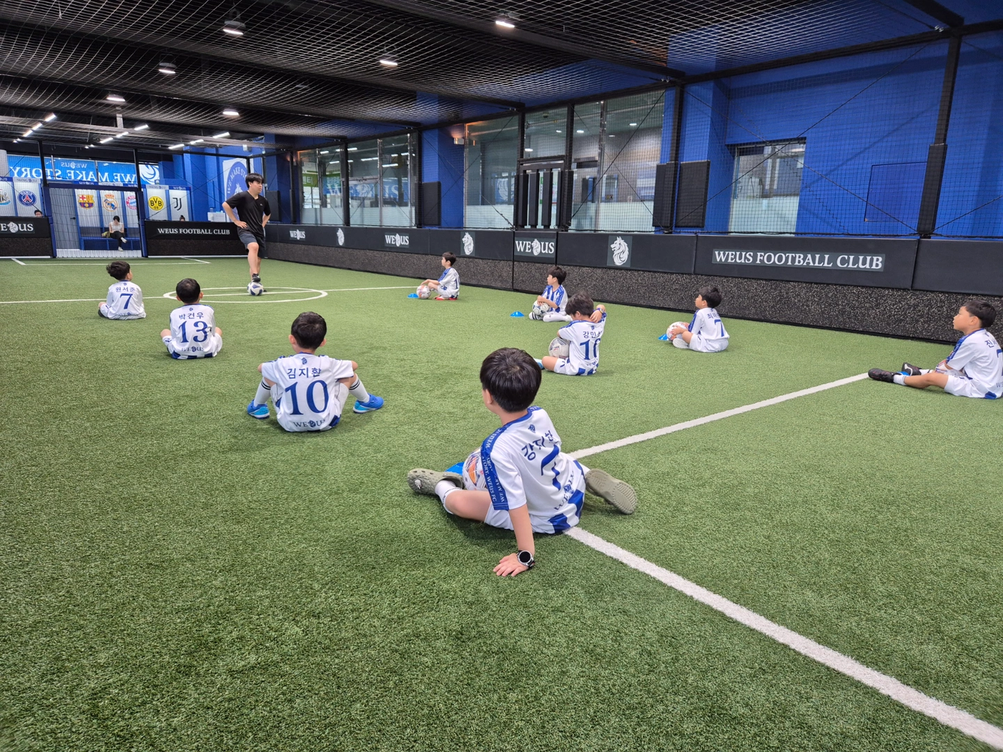 위어스 축구교실 성주점 코치 단기알바 구합니다