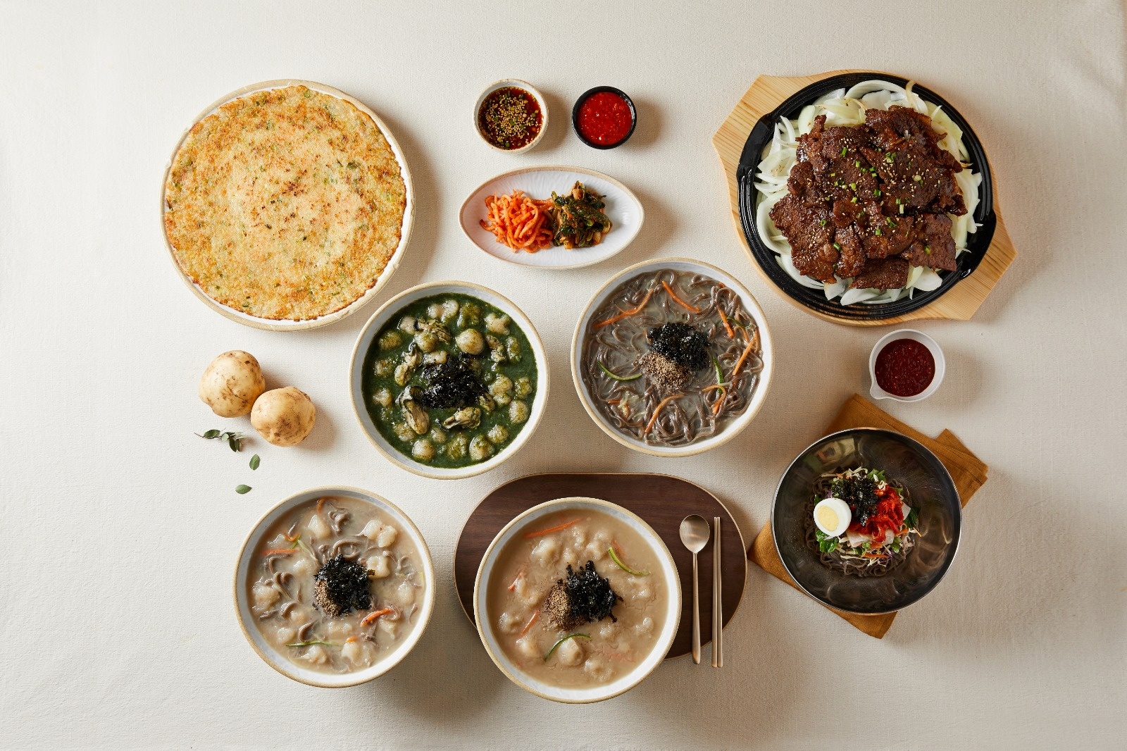 주6일 9:30~20:30 주방/홀 경력직 메밀꽃담 공고 썸네일