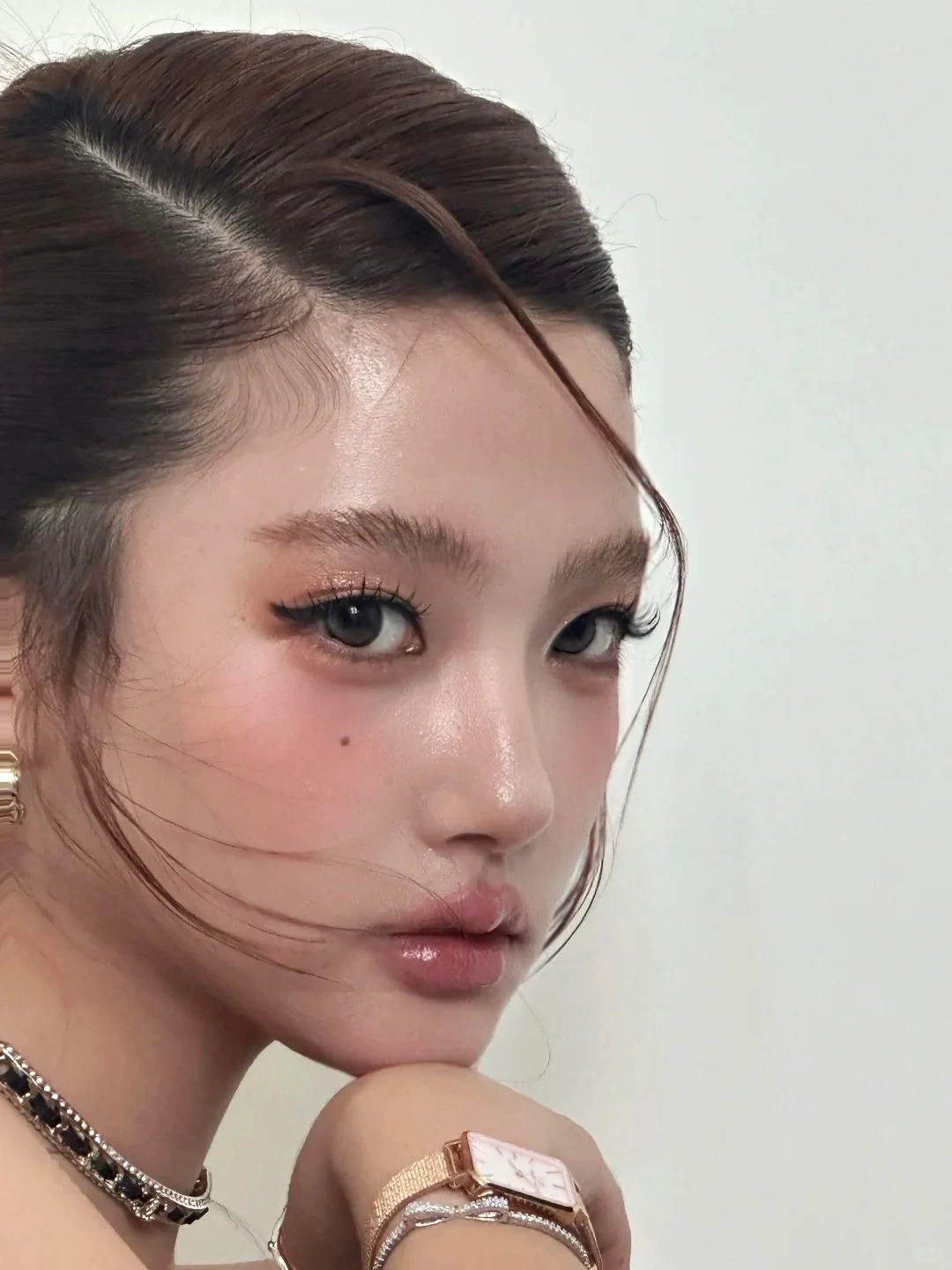 오늘 청담샵 메이크업 연습모델 구합니다