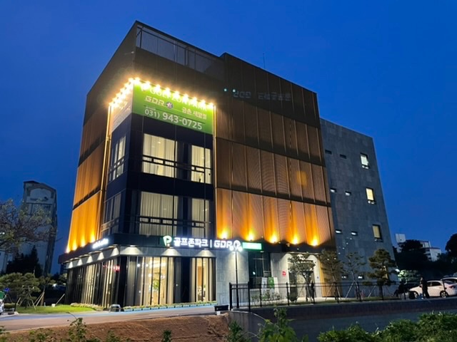 [골프존파크 금촌새말점] 평일/주말 아르바이트 모집 공고 썸네일