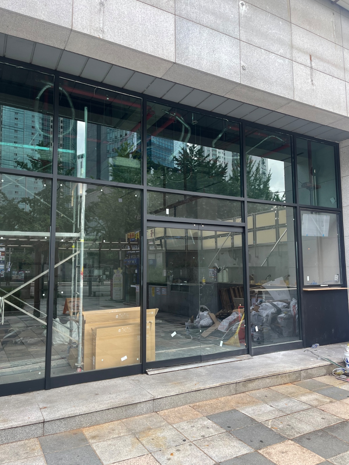 합정역 오픈 예정인 카페에서 직원 모집합니다. 공고 썸네일