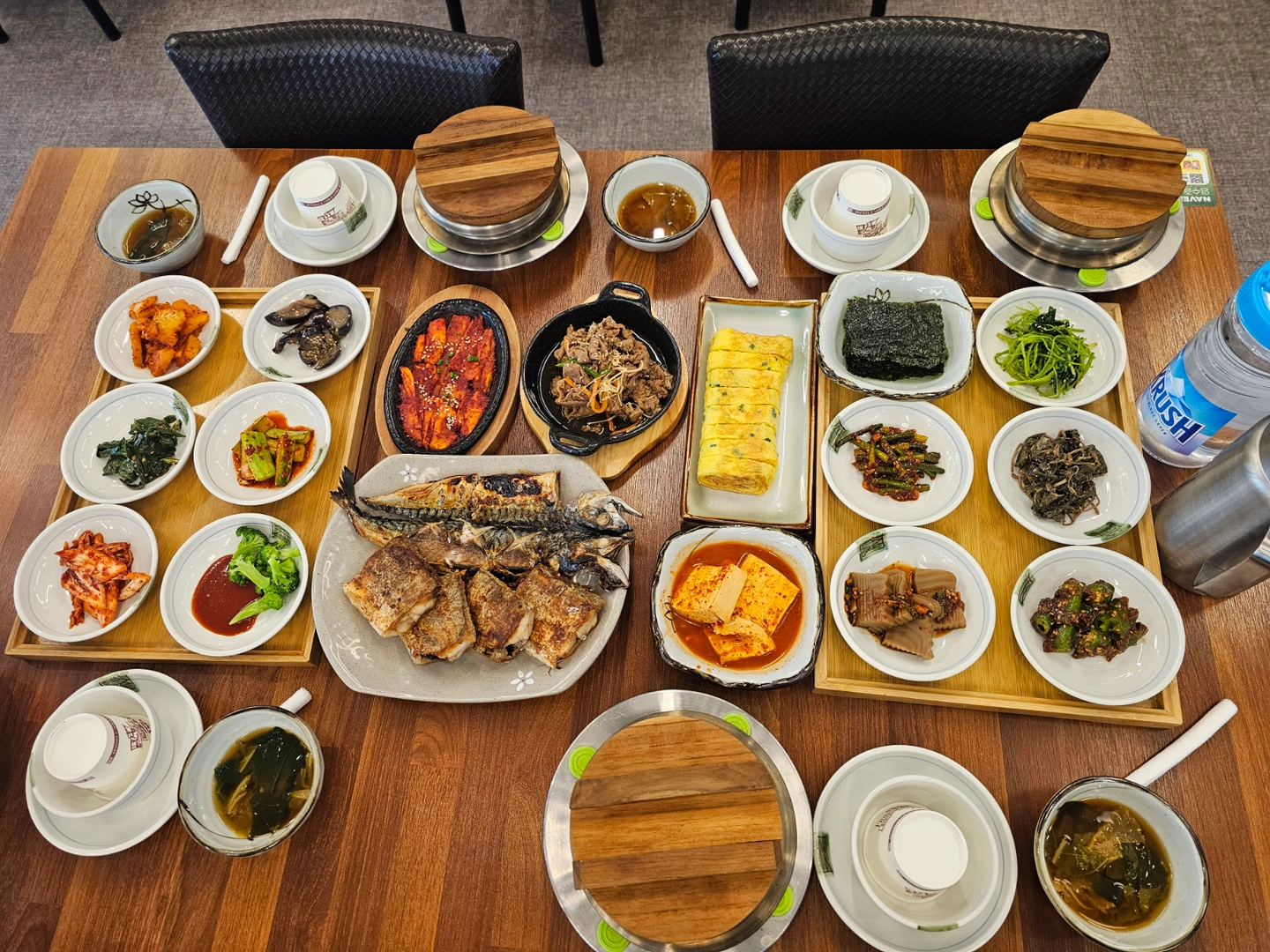 홀써빙 하실분 모십니다.