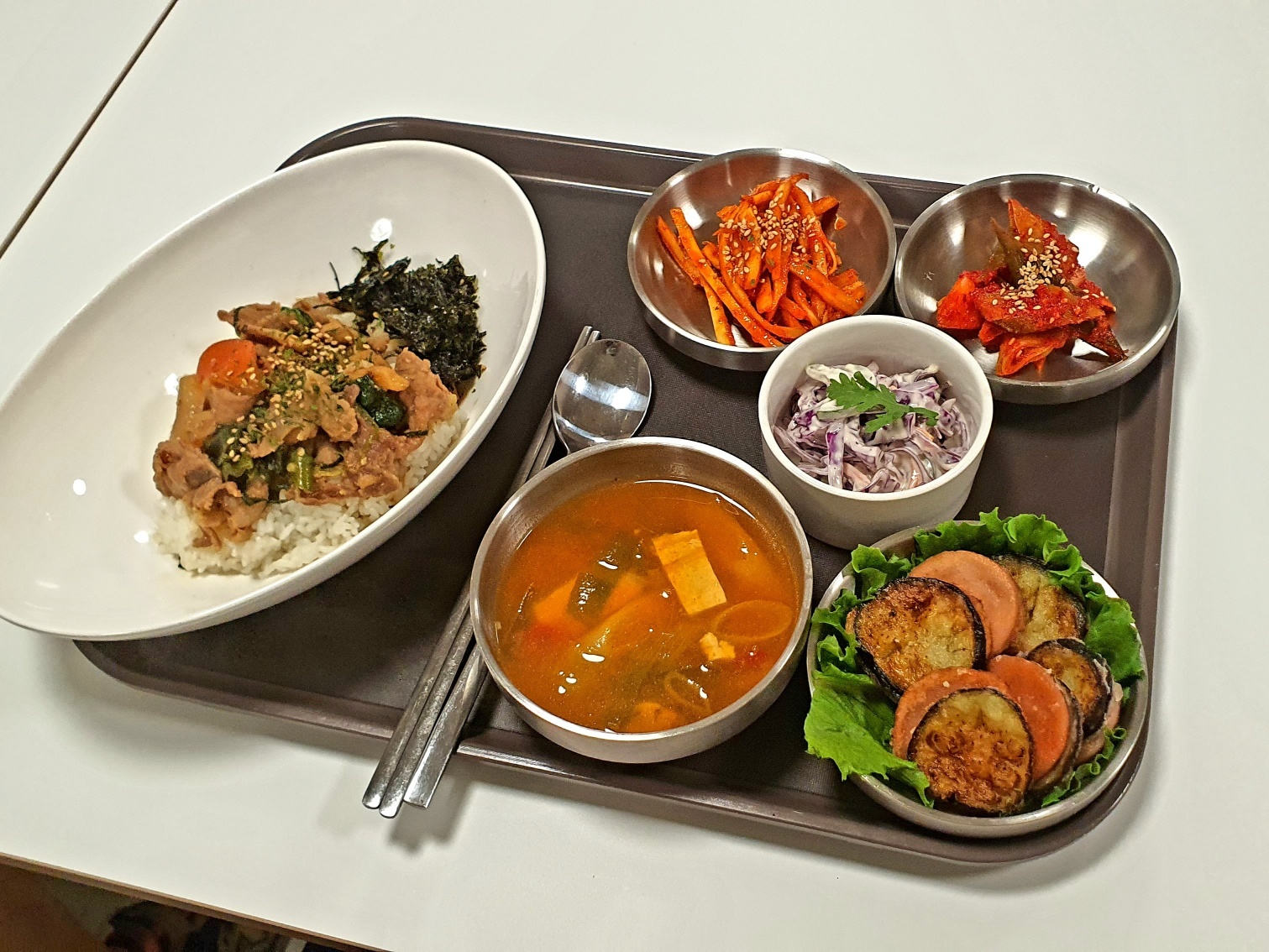 백반(조식) 해주실 이  모님 도와주세요 2명 공고 썸네일