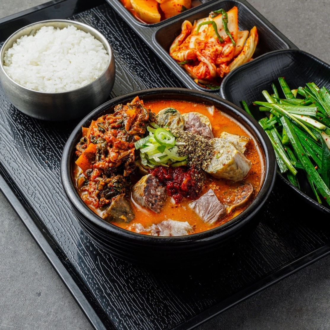 돈내기손순대 주방 구인(주5일 주말 필수)