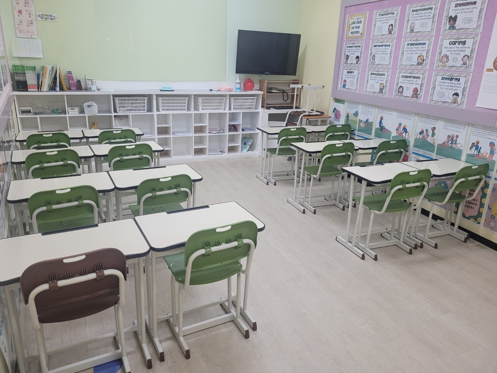 학원 청소해주실 분 찾습니다. 공고 썸네일