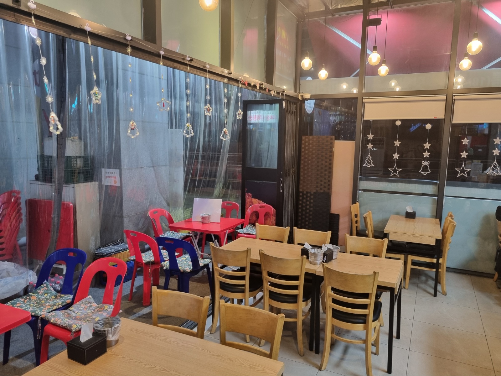60계치킨 마곡점에서 토일 고정파트 모집합니다. 공고 썸네일