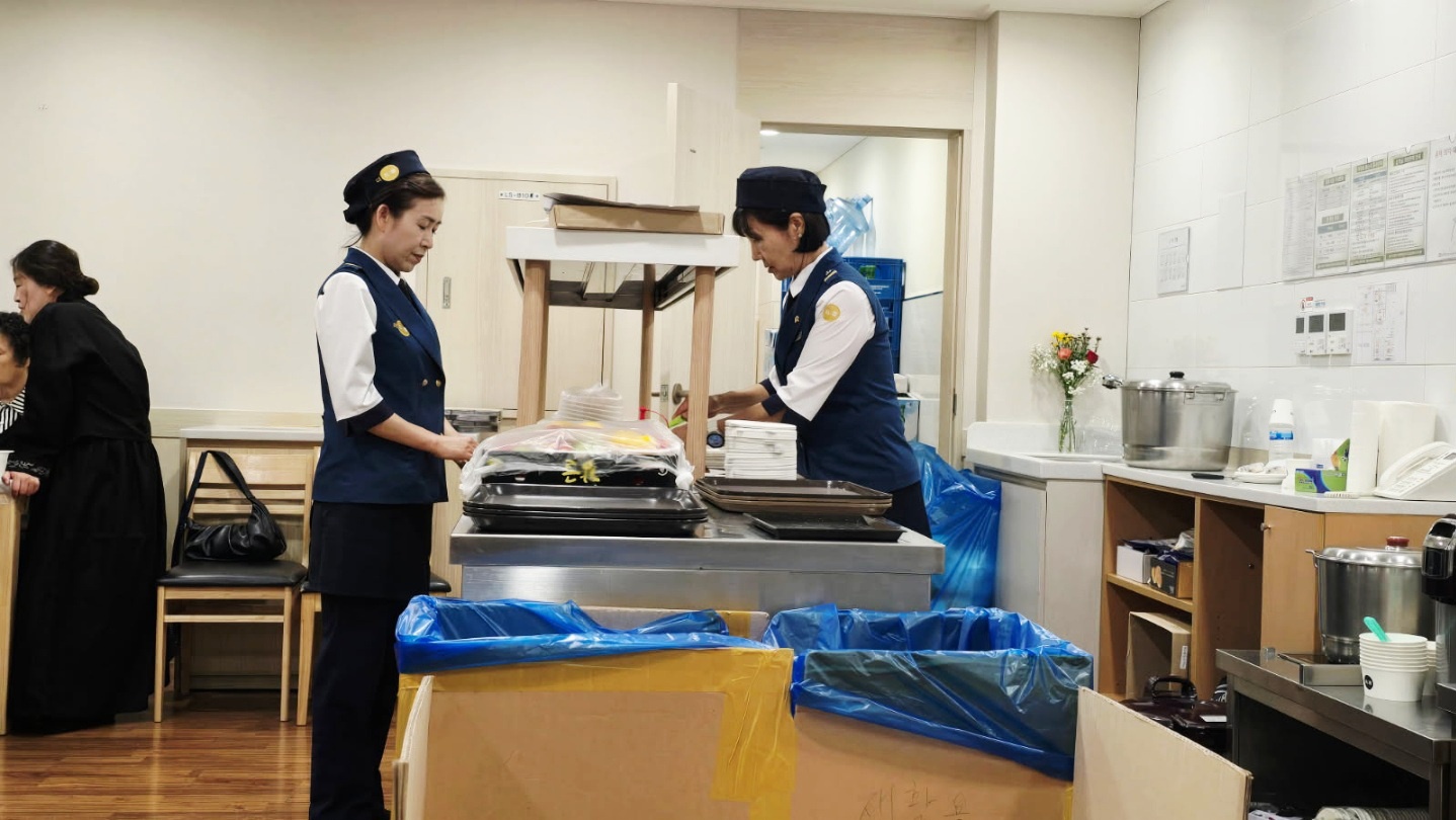 영업과 의전도우미로 일하실 분 모심 공고 썸네일