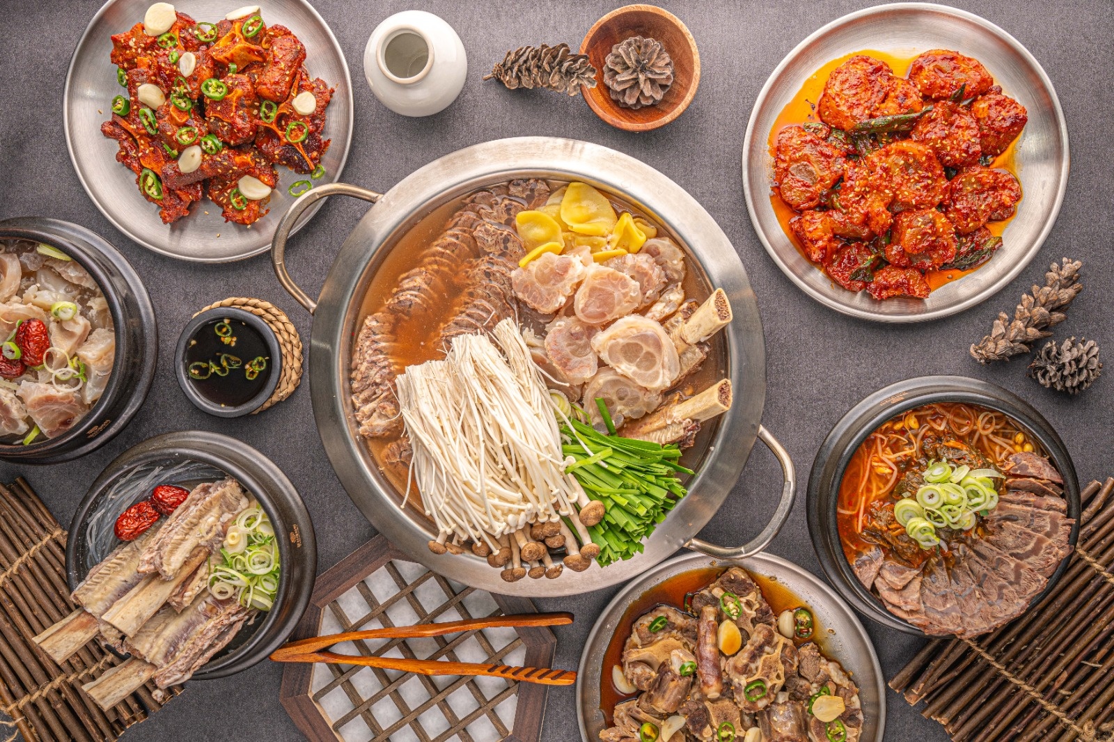 수육한상 홀서빙 성인1명 모집합니다 공고 썸네일