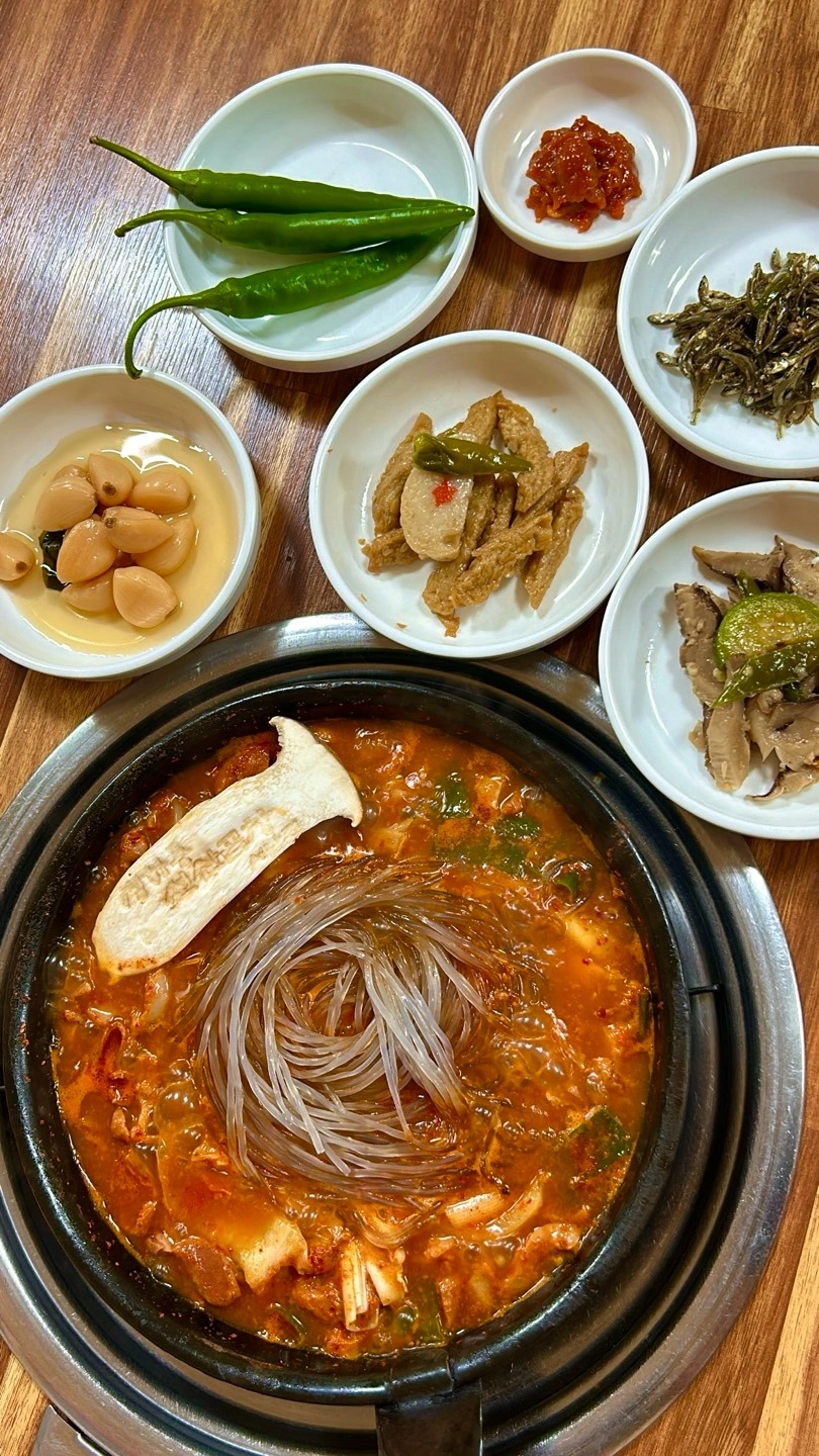 4월 18일 금요일 하루 알바하실분 구합니다