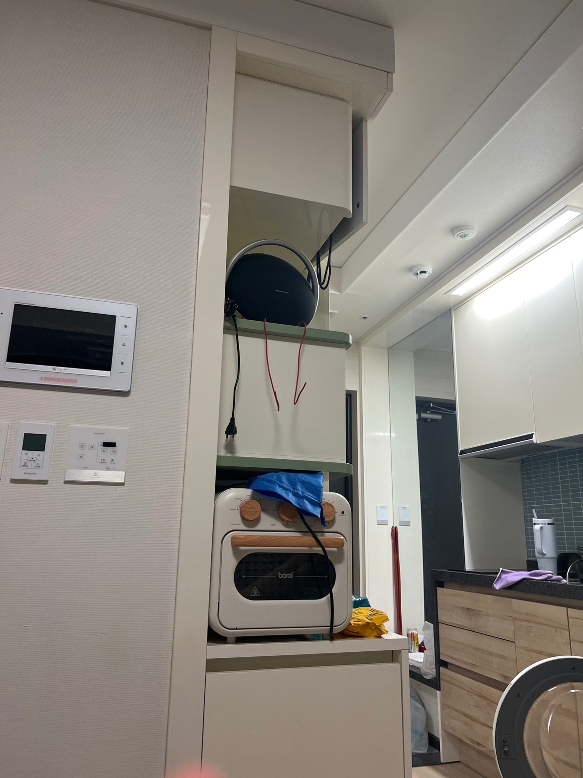 다산헤리움 신발장 거울 교체 견적 부탁드려요 공고 썸네일