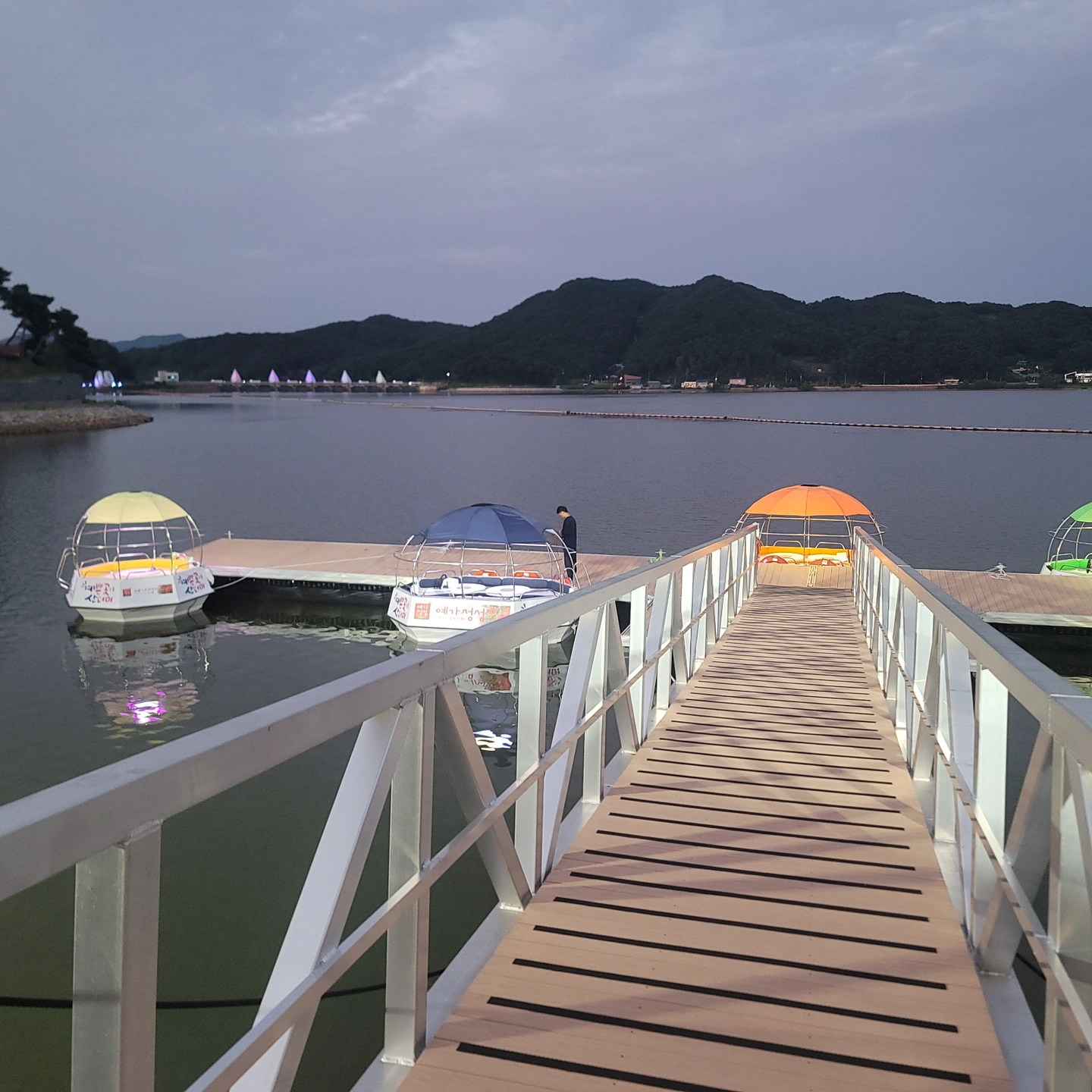 인명구조자격증 있으신 분 주말 알바요~(토,일)