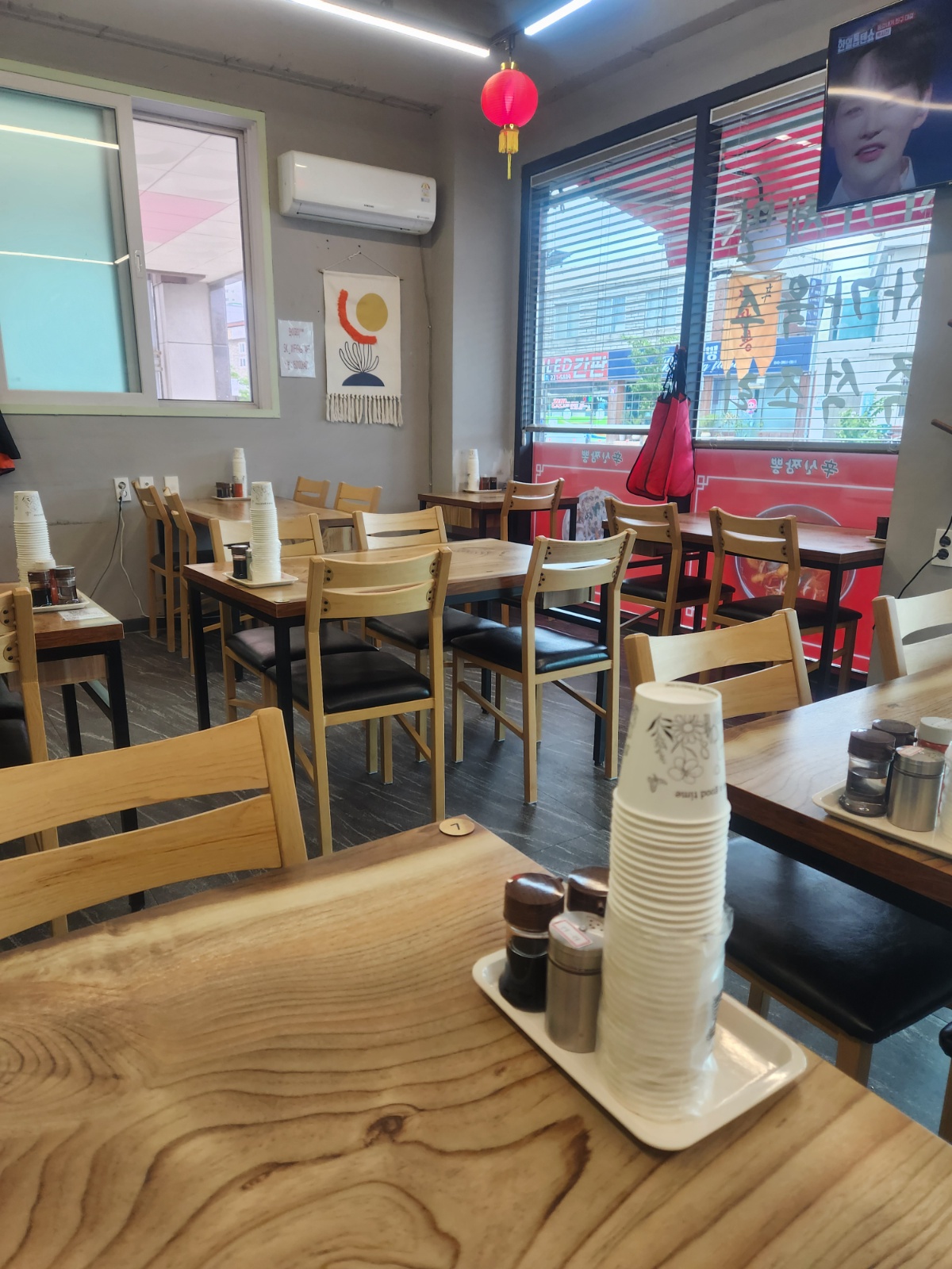 함께할 서빙구합니다. 공고 썸네일