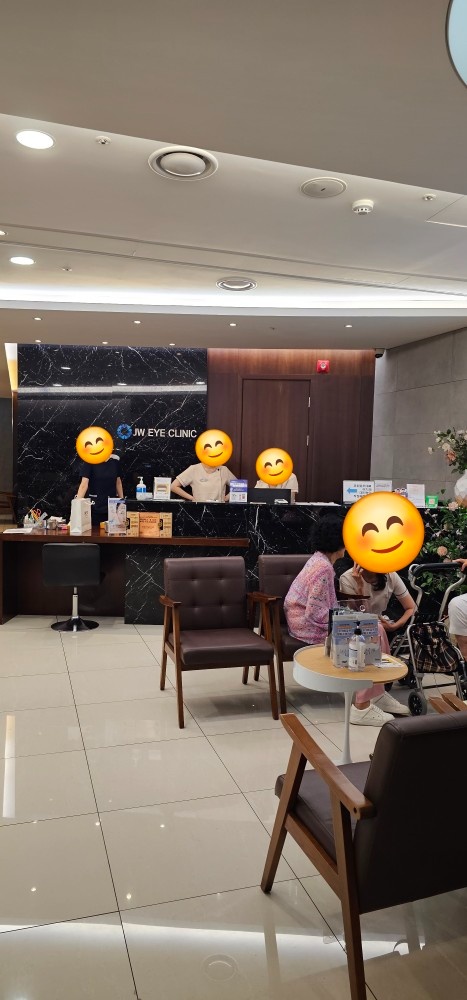 병원 원내케어 ****** ** 사회복지사 공고 썸네일