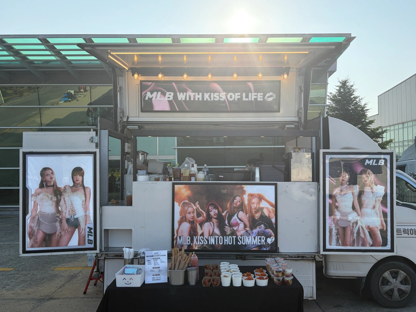 푸드트럭 행사 도와 주실 분 모셔요 !!