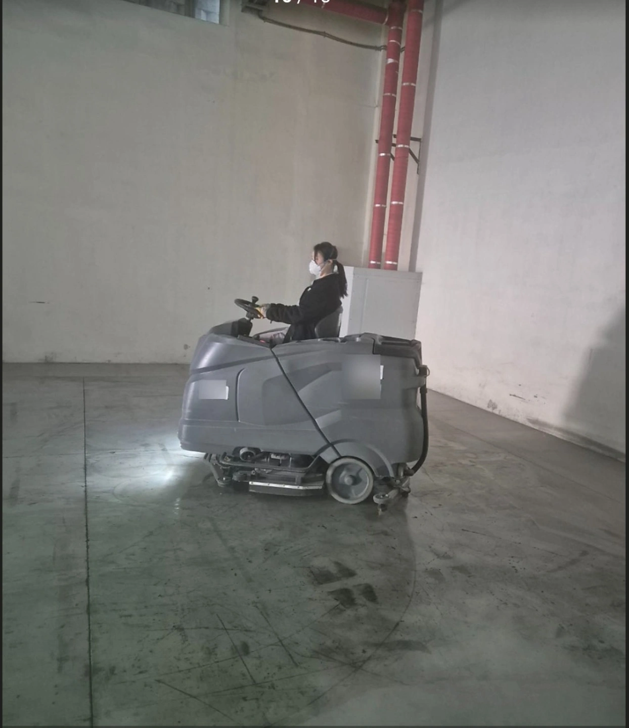 공장안 청소차 운행 직원 구합니다