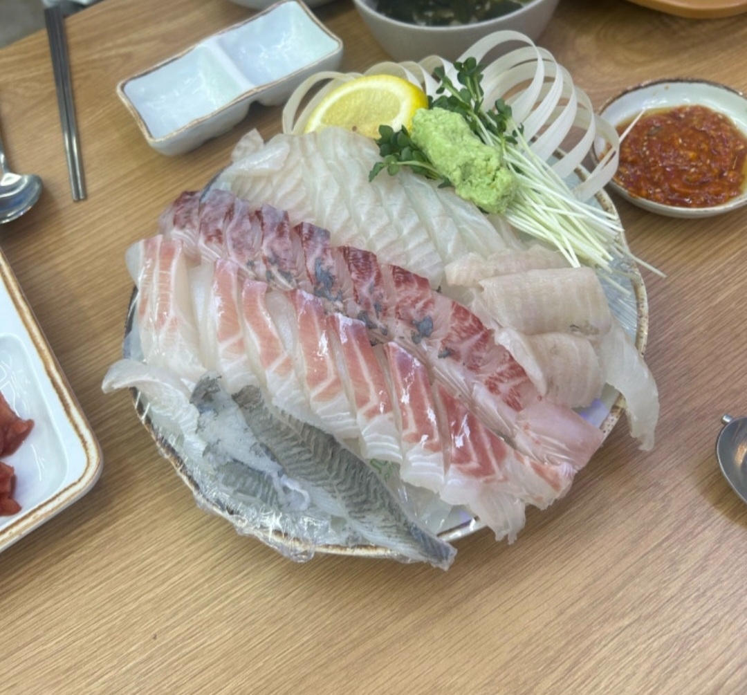 바다생협 대전 둔산점에서 홀 직원을 모집합니다 공고 썸네일