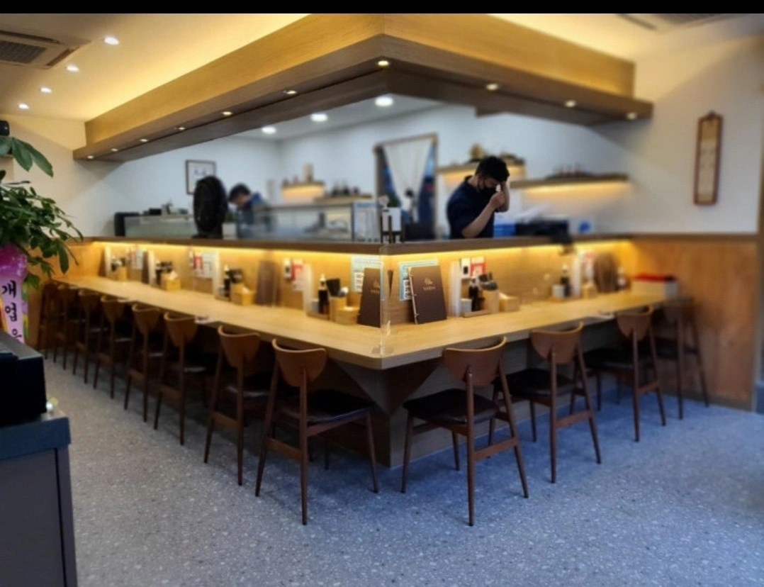 초밥전문 경력직모집(주5일근무)