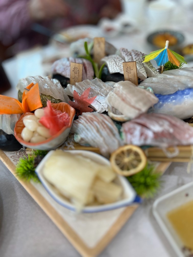 광안다찌(횟집) 주방, 홀 반일 직원 모집 공고 썸네일