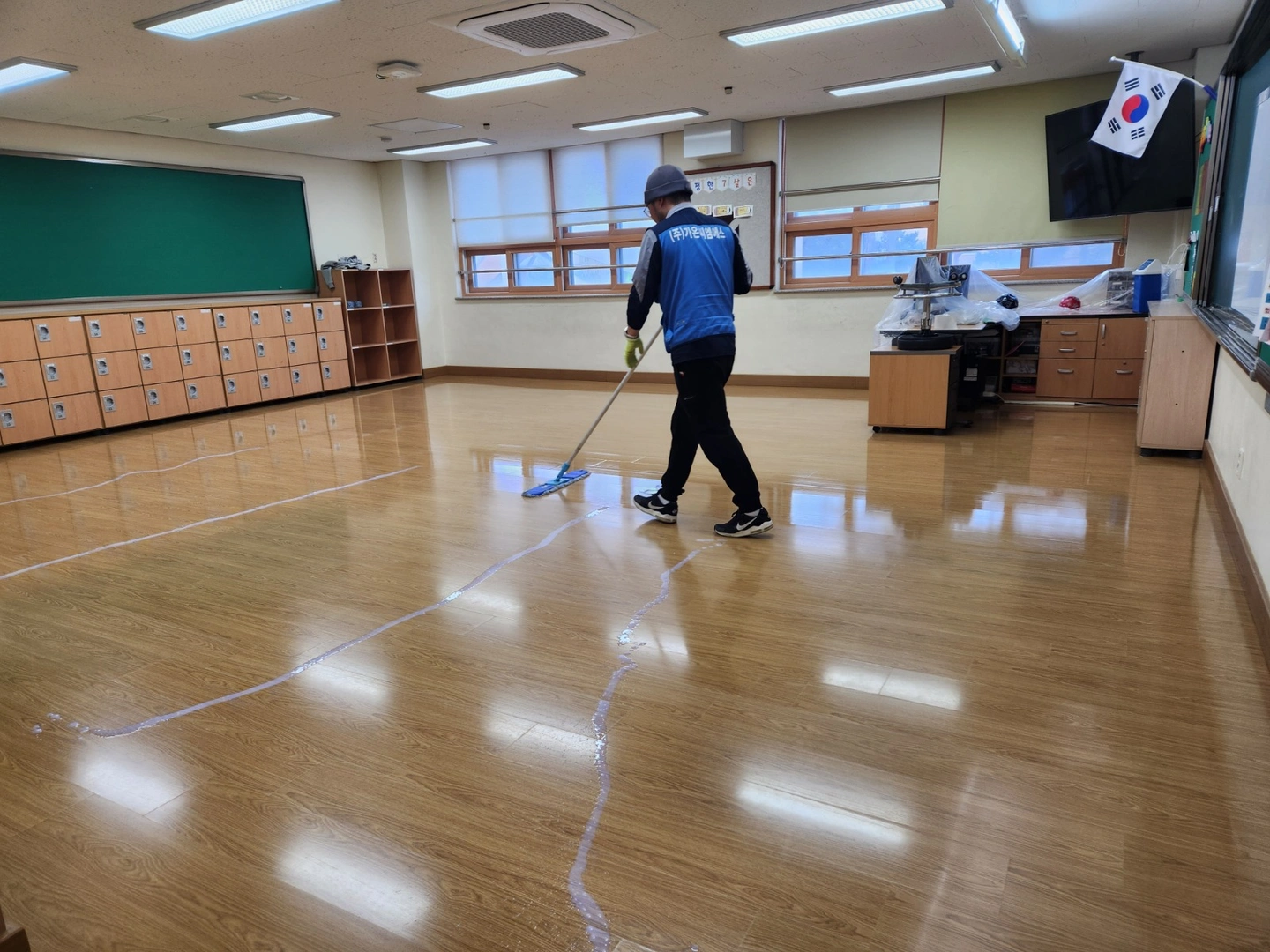 학교청소 도움주실분 모십니다.