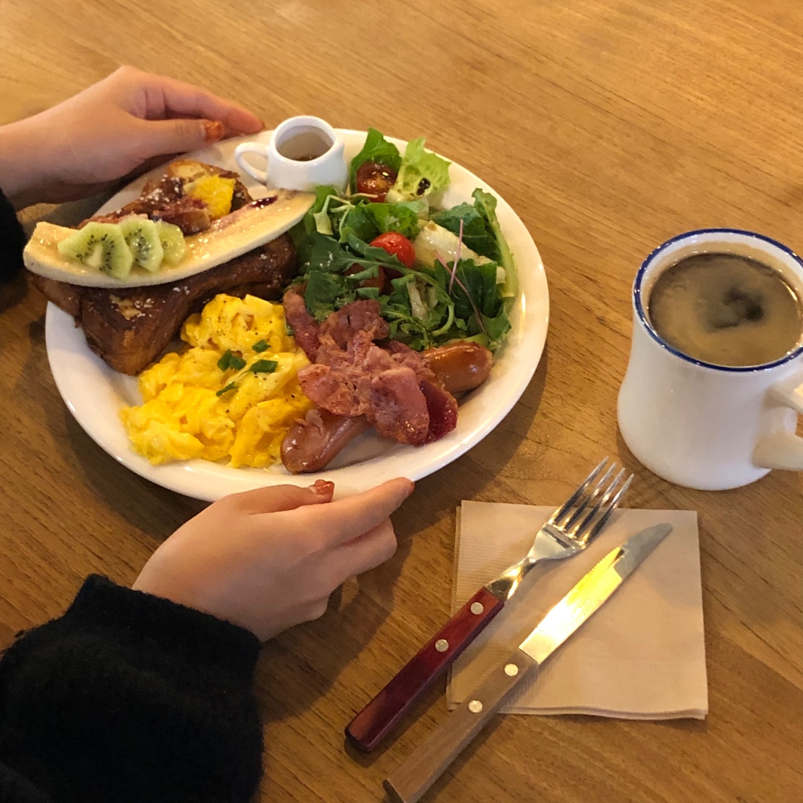 브런치카페 주 2-3일 알바 공고 썸네일