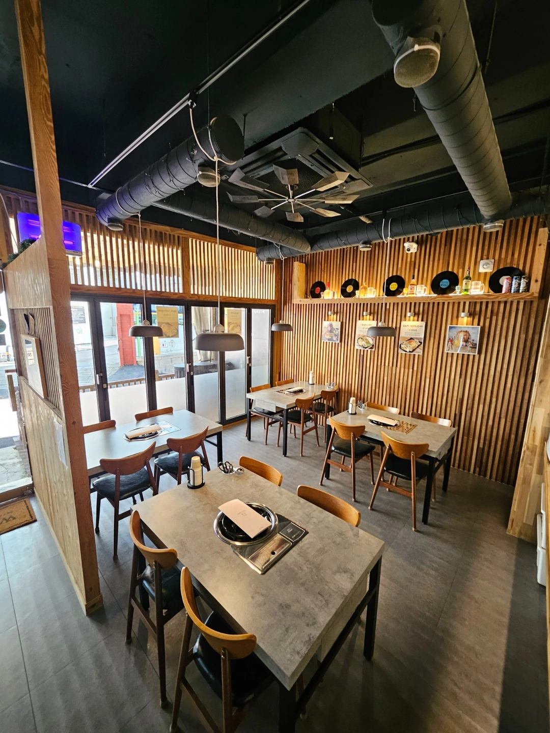 홀서빙 및 주방기타 보조