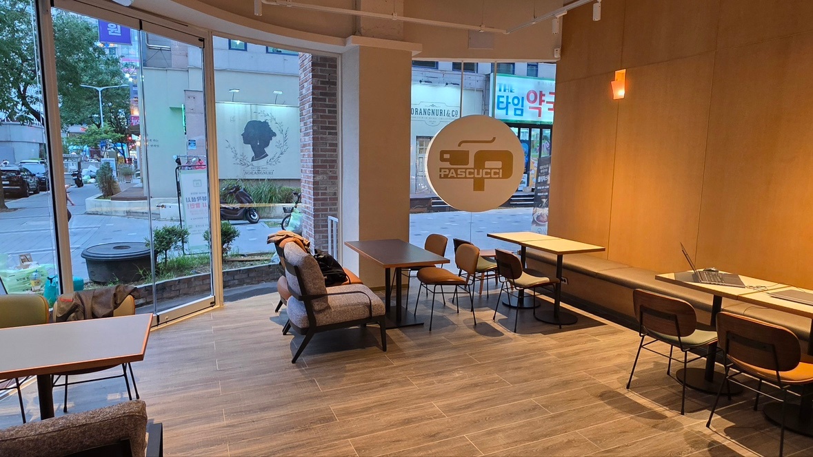 파스쿠찌 금토일 오픈,미들 파트타임 구합니다 공고 썸네일