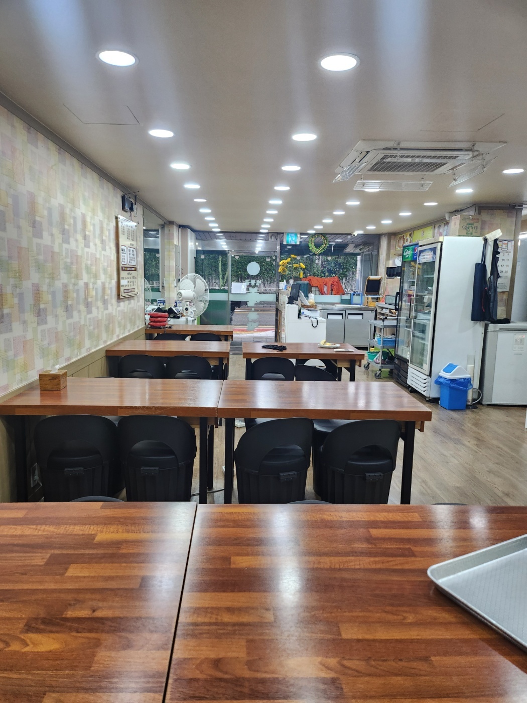 저녁타임 주방보조 구합니다! 공고 썸네일