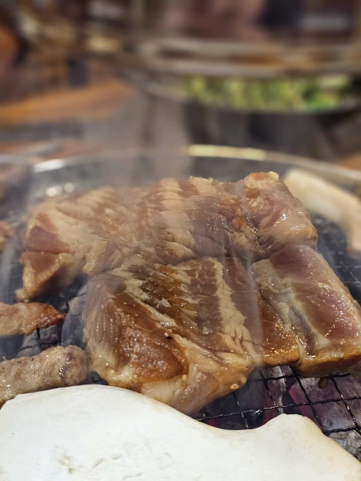 육보숯불갈비 홀서빙 모집